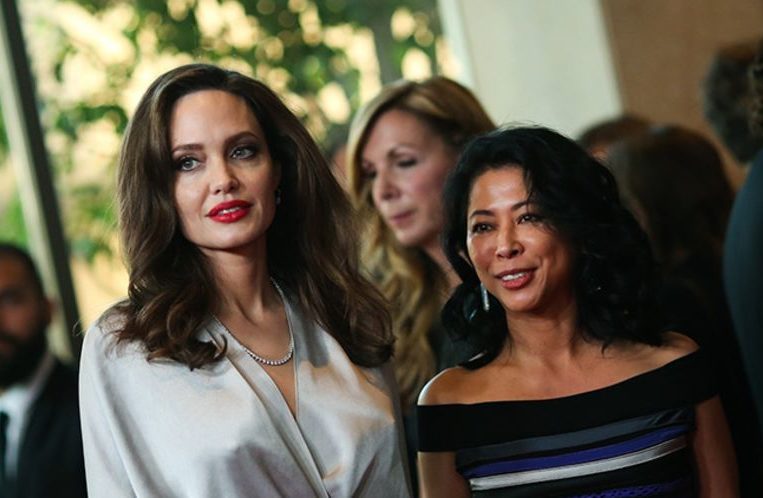 Angelina Jolie retrouve l'amour dans les bras d’une femme ?