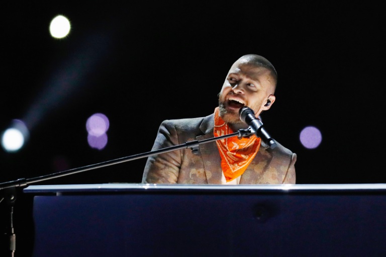 Super Bowl : Justin Timberlake rend hommage à Prince à la mi-temps