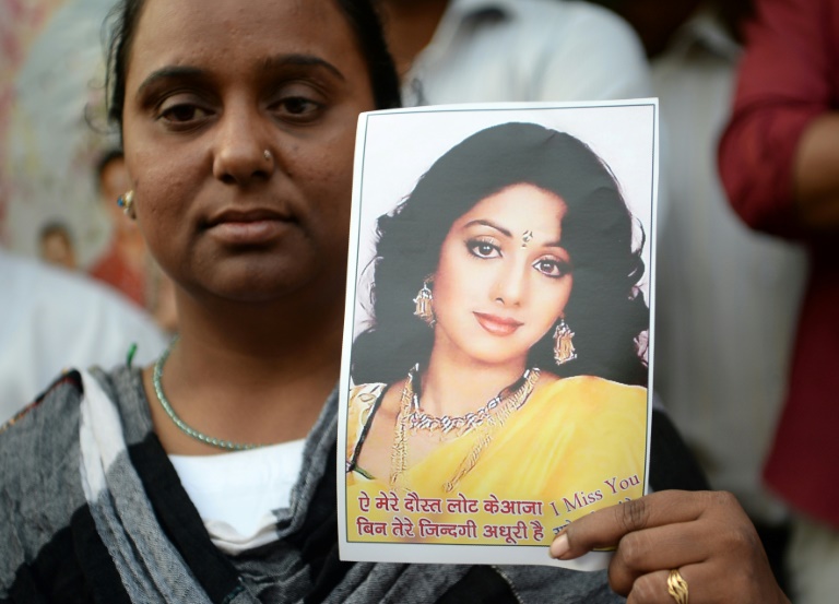 Inde: Adieux émus à la star de Bollywood Sridevi