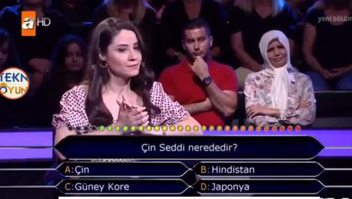 Turquie : Une pauvre candidate se ridiculise à Qui veut gagner des millions