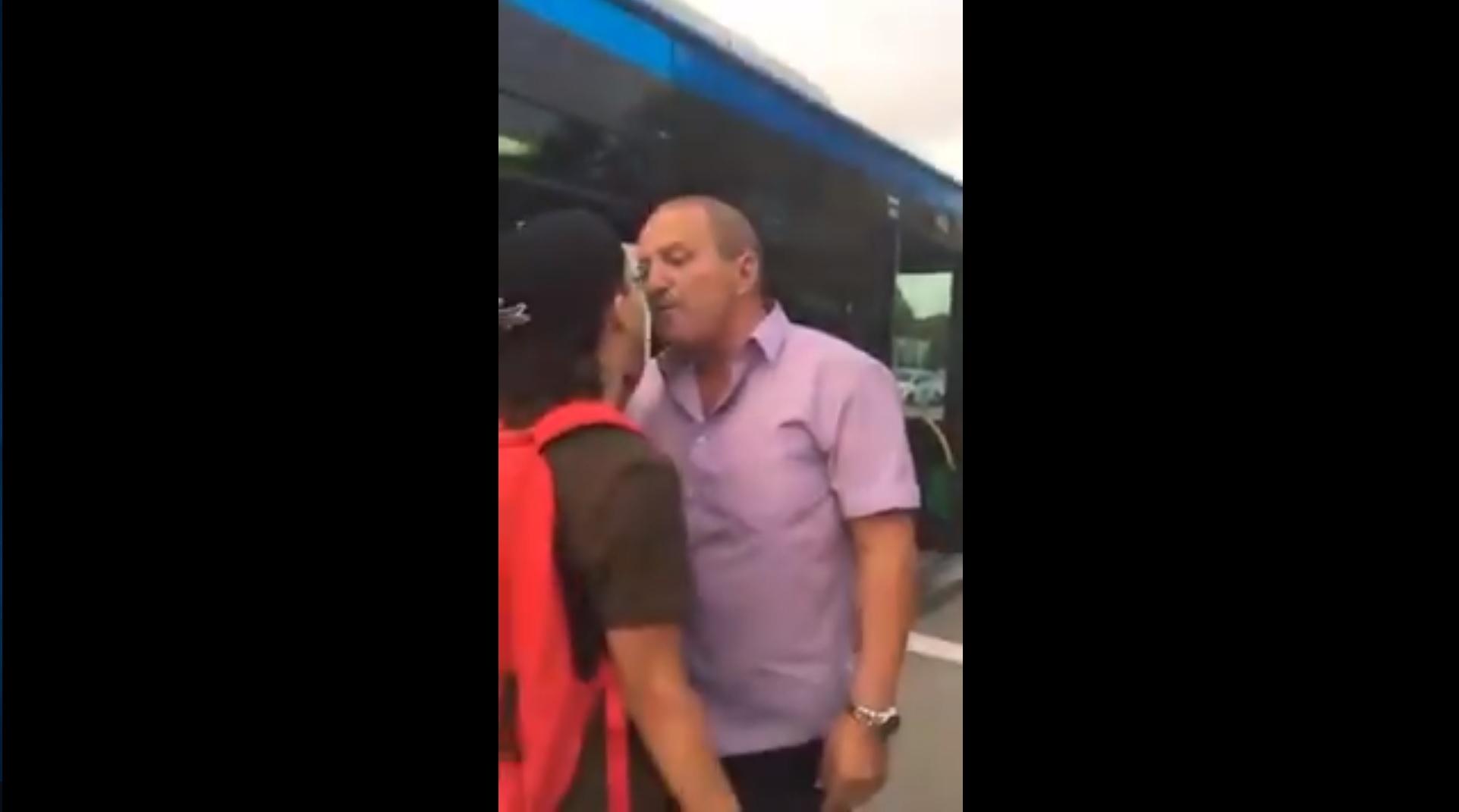 Marseille : Grosse tension entre un chauffeur de bus et un jeune adolescent