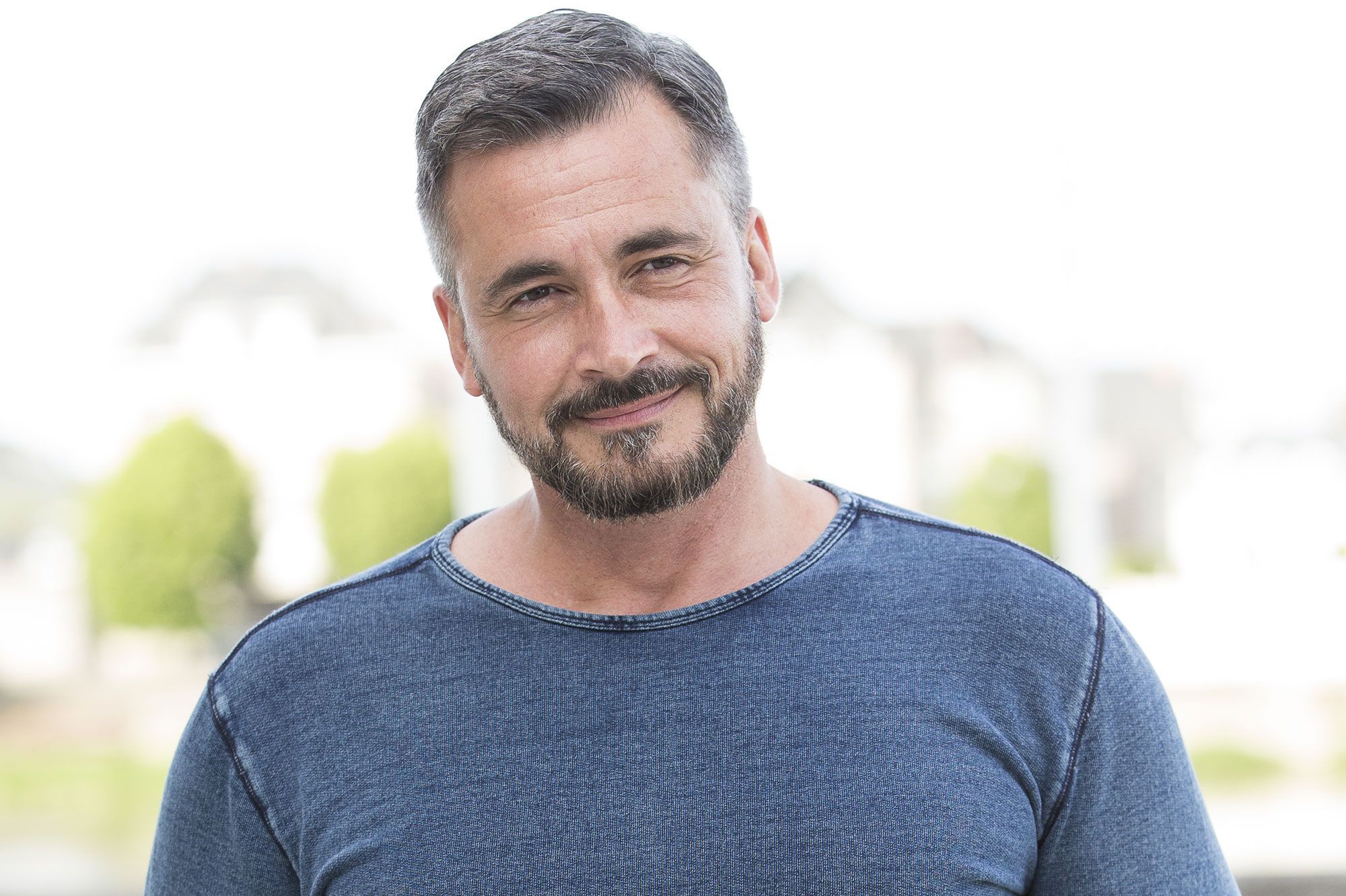 Olivier Minne : Ses confessions sur son parcours compliqué &quot;Je ne pouvais plus payer ma bouffe&quot;