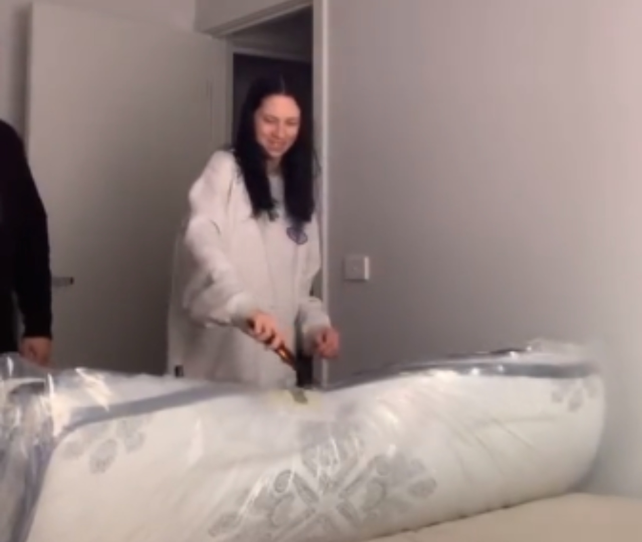 Attention, il faut toujours se méfier d'un matelas bien emballé !