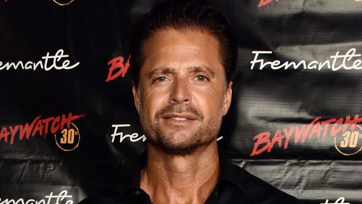 David Charvet sous le coup d’une enquête pour menaces à l’encontre de son ex ?