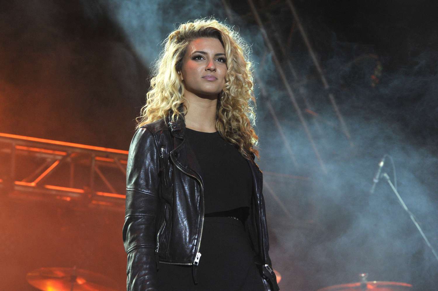 Tori Kelly hospitalisée d’urgence pour des caillots sanguins : "C’est très sérieux"