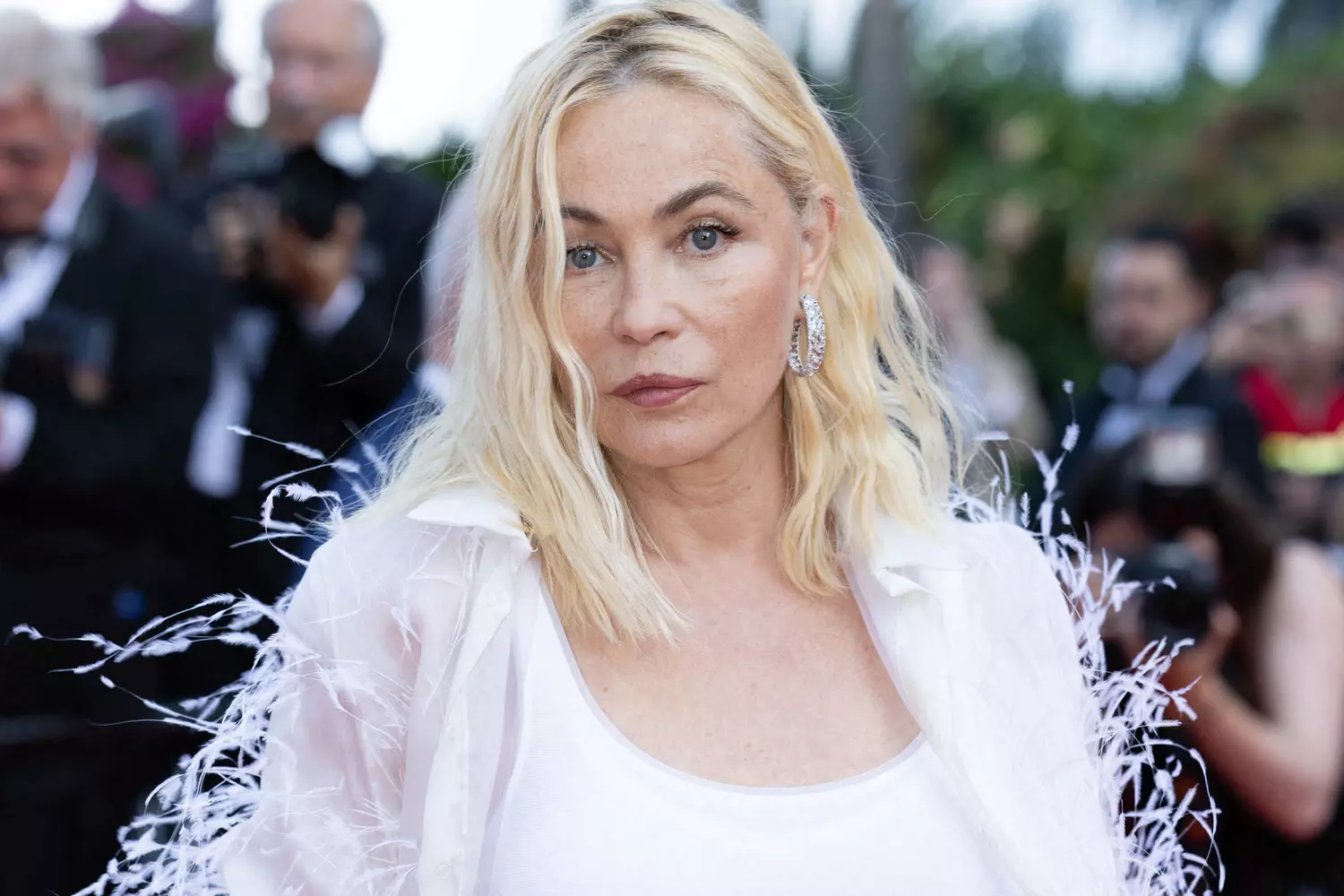 Emmanuelle Béart : l'actrice inquiète pour son fils à cause de la montée de l'extrême droite