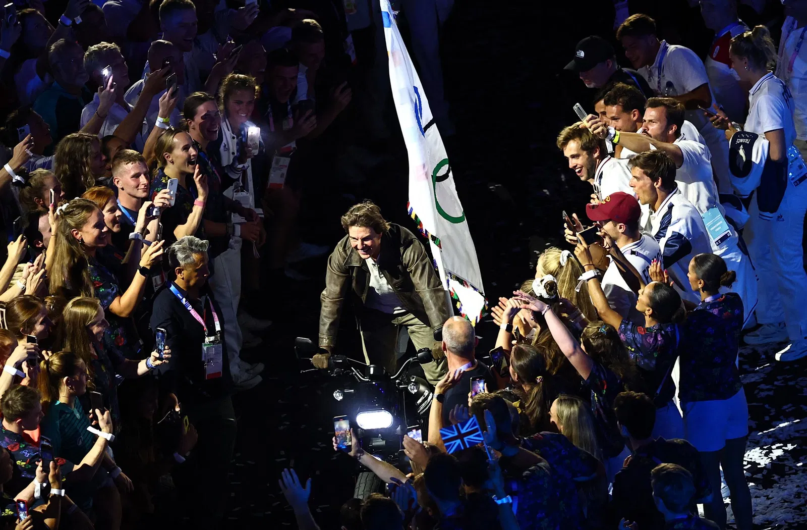 JO 2024 : Tom Cruise houspille les organisateurs de la cérémonie de clôture