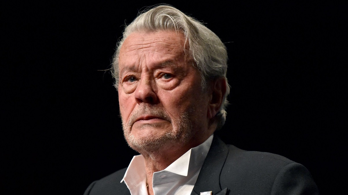 Alain Delon excédé par un célèbre acteur : &quot;Il n'en pouvait plus&quot;