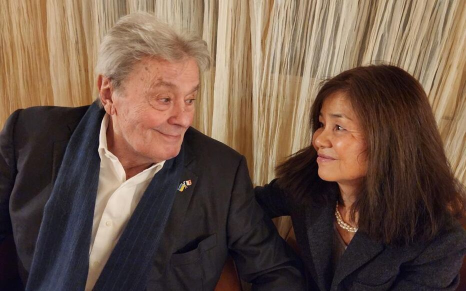 Hiromi Rollin brise le silence après les obsèques d'Alain Delon : "Je n'ai pas pu lui dire au revoir"