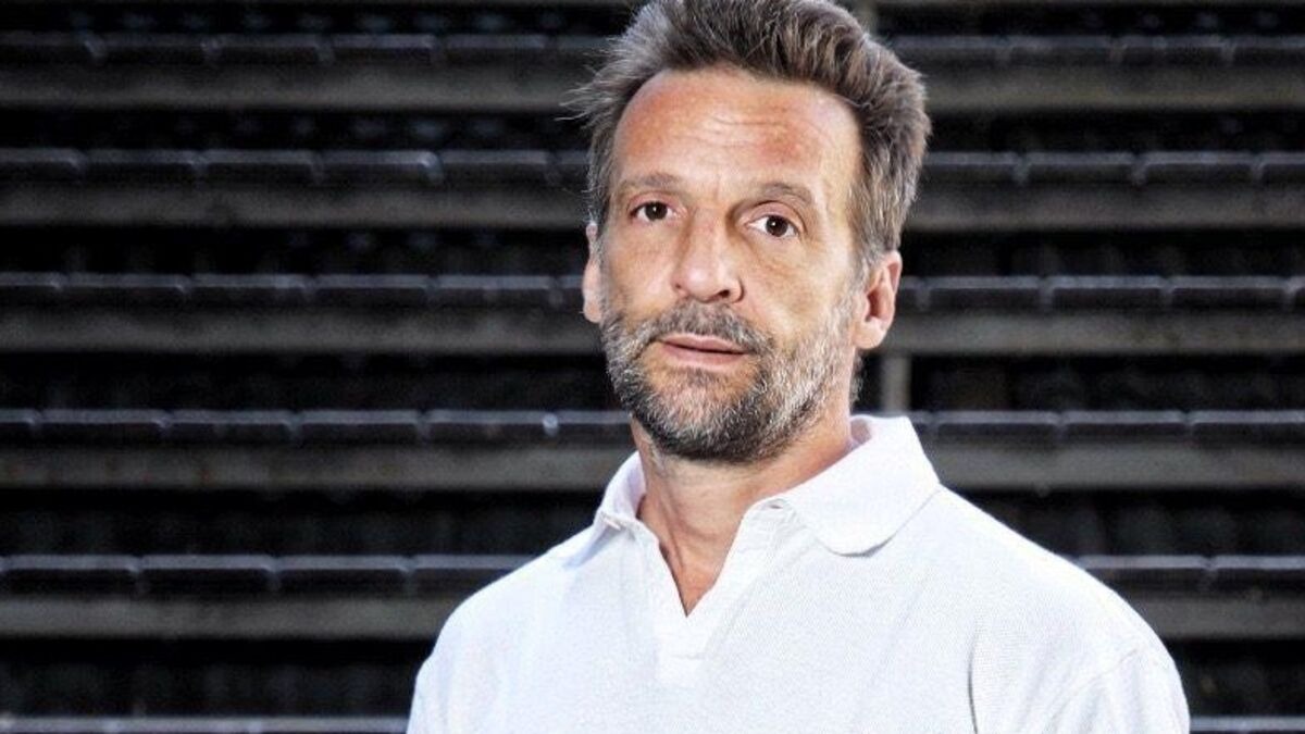 Mathieu Kassovitz revient sur son grave accident de moto : &quot;J’ai eu la chance de ne pas perdre ma jambe&quot;