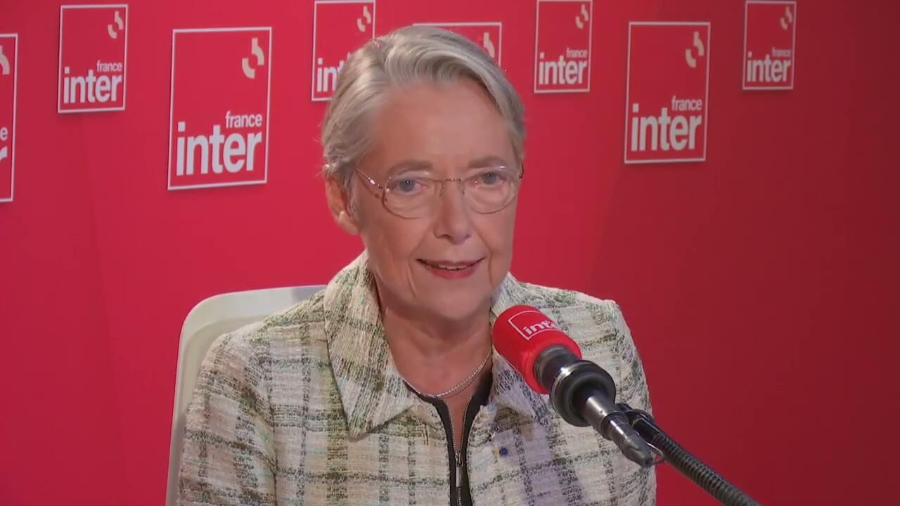 Elisabeth Borne évoque les rumeurs sur son orientation sexuelle : &quot;Je n’ai vraiment pas compris&quot;