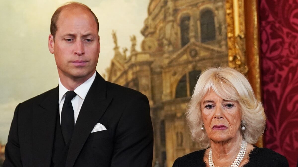 Le prince William &quot;n’aime pas beaucoup&quot; Camilla, révélation choc sur la famille royale britannique