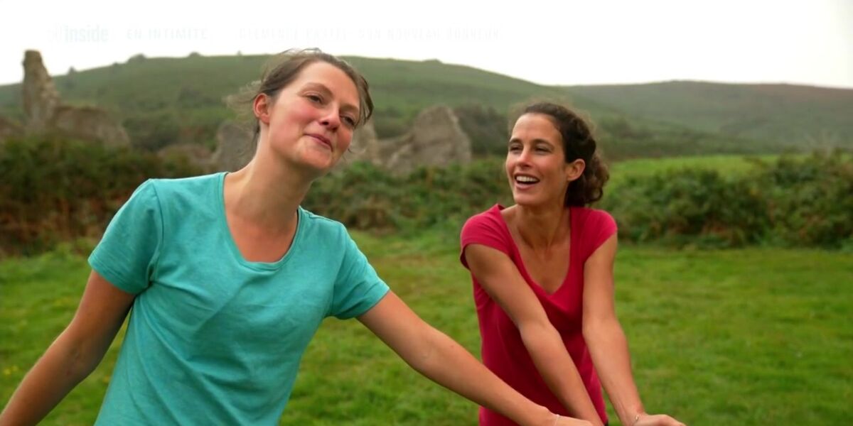 Clémence Castel (Koh-Lanta) en couple avec Marie : elle s’apprête à devenir maman pour la troisième fois !