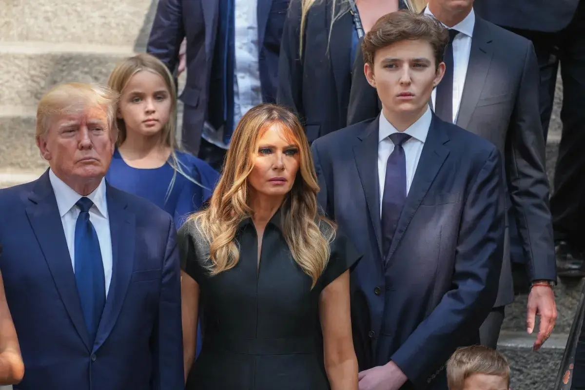 Donald Trump : Son fils Barron vote pour la première fois… Melania Trump apporte une précision de taille