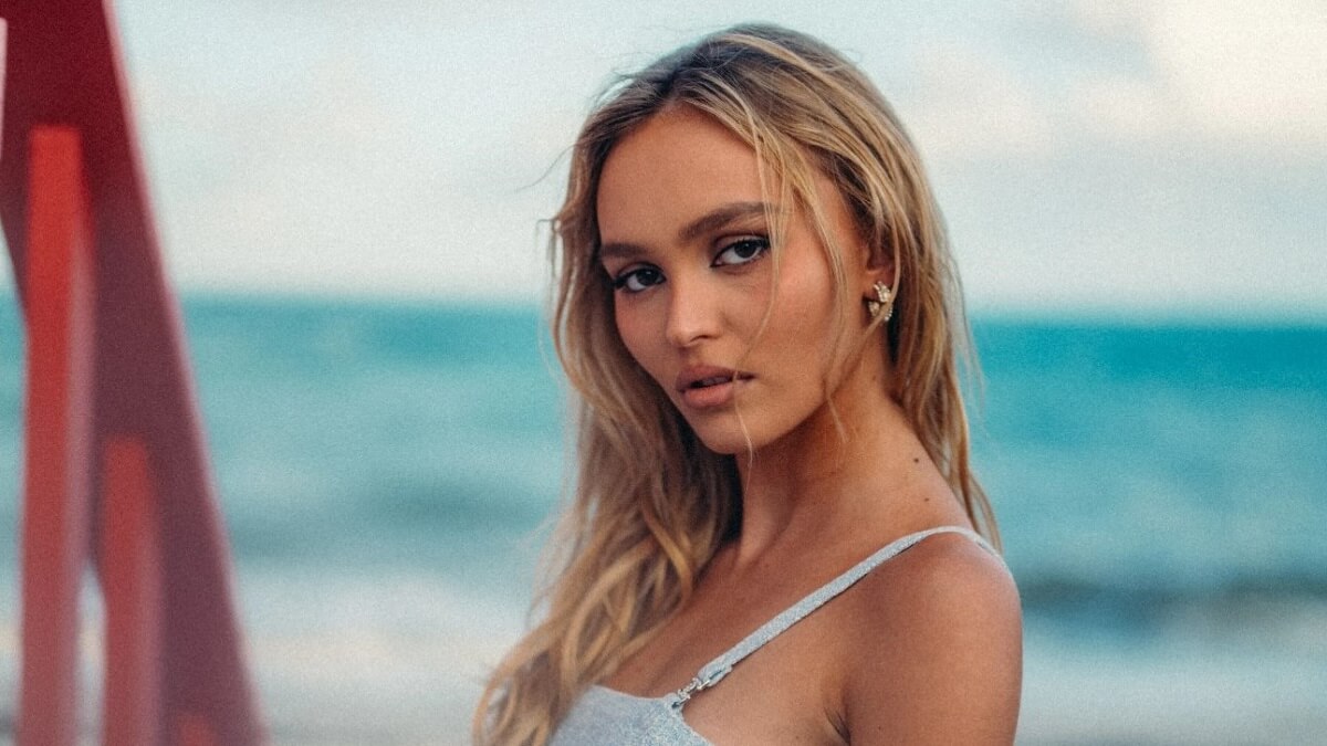 Lily-Rose Depp se confie sur sa relation avec son petit frère Jack : "Je pense qu'il va être content"