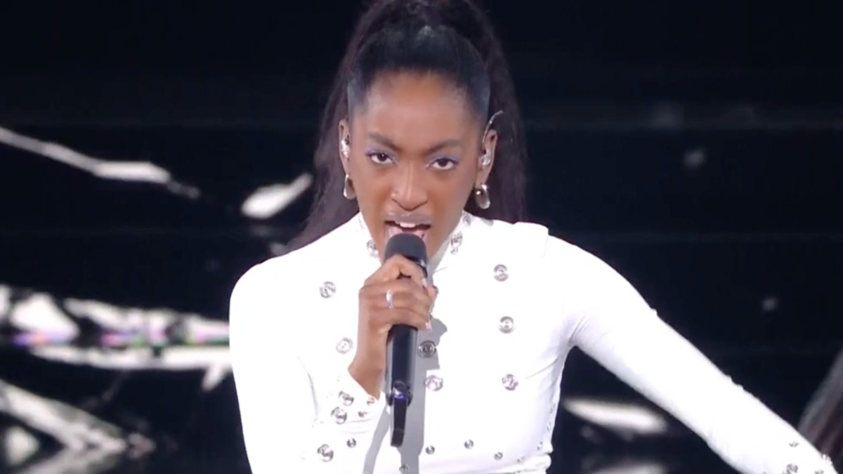 Ebony (Star Academy) sur les remarques racistes reçues : &quot;Je ne fais pas attention à ça&quot;