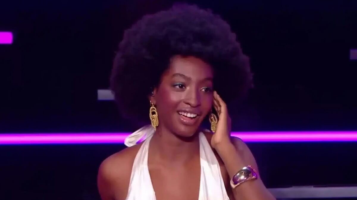 Star Academy : Ebony fait de rares confidences sur sa vie sentimentale...