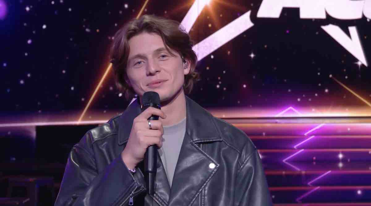 Ulysse (Star Academy) : sa petite amie Lily jalouse de Marine ? Il répond !