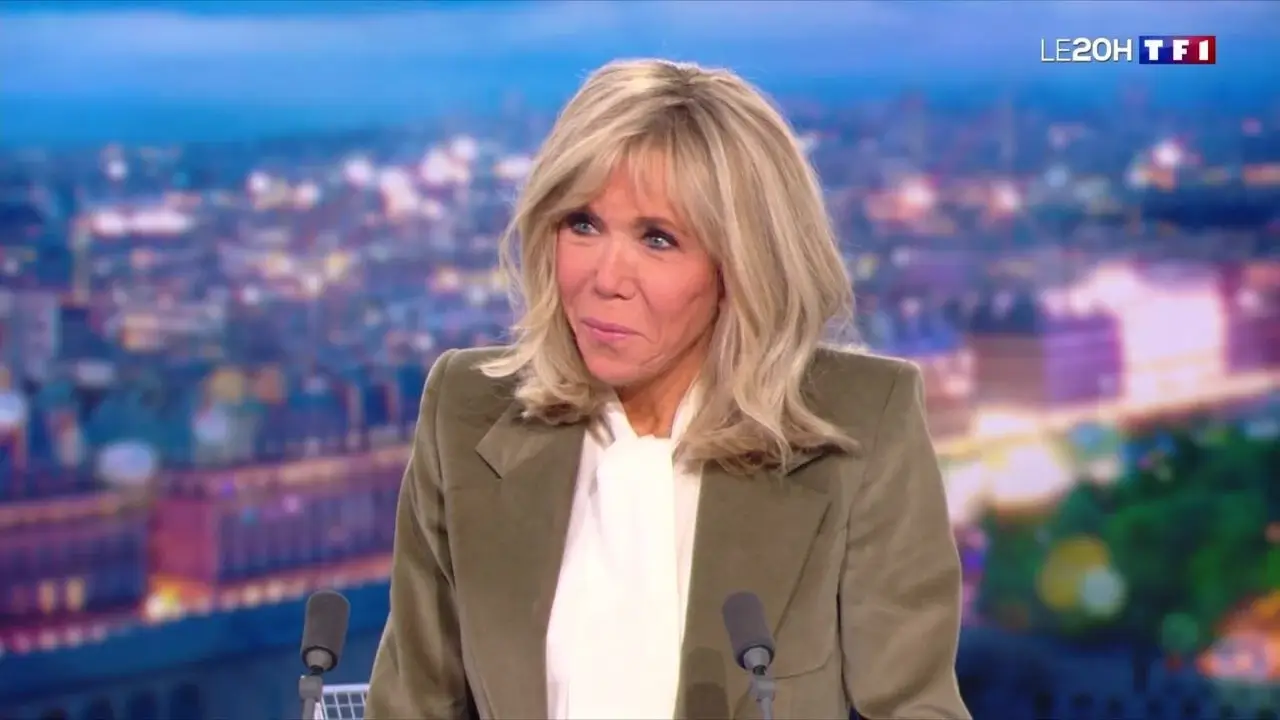 Brigitte Macron derrière des platines de DJ : cette vidéo qui a surpris les internautes