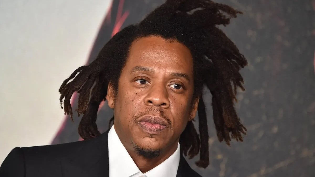 Jay-Z : le chanteur porte plainte pour diffamation contre la femme qui l’a accusé de viol