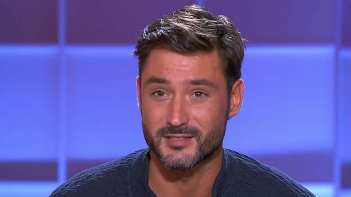 Jérémy Frérot victime d'une intoxication alimentaire sur scène : "Il y avait des bassines..."